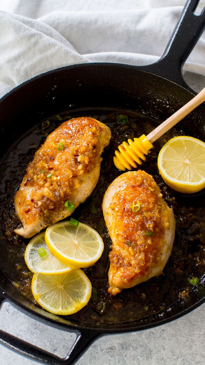 Honey Lemon Garlic Chicken is such a juicy meal made easy in one pan in 30 minutes. Perfectly sticky, aromatic and refreshing, this meal is always a hit.