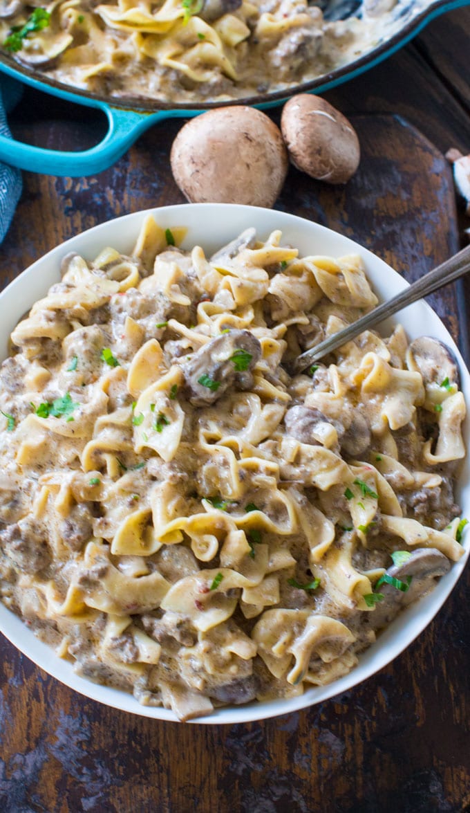 Easy Ground Beef Stroganoff Recipe - 30 minutes meals