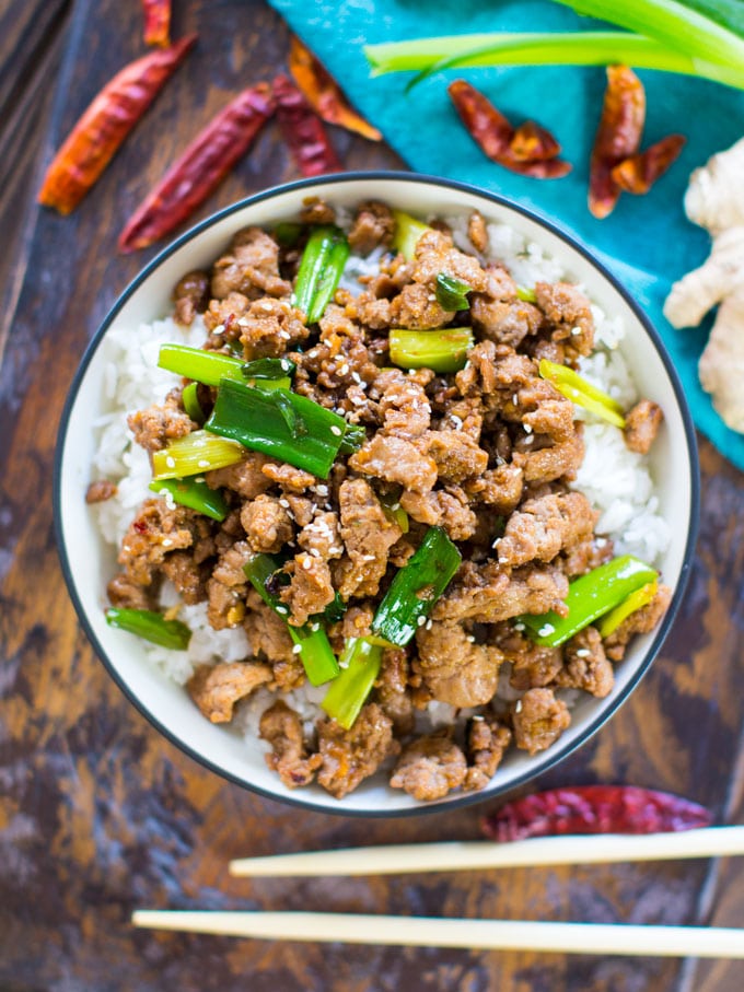 Korean Chicken Bowls are one of the easiest and tastiest dishes you can make in just under 20 minutes. Made in one pan with budget friendly ingredients.