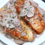 Chicken Marsala is a one-pan Italian inspired dish that is made with chicken and mushrooms in a rich Marsala based sauce. #chickenfoodrecipes #chickenmarsala #chickenrecipes #30minutemeals #easyrecipes