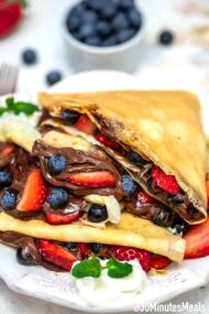 Easy Crepes with berries