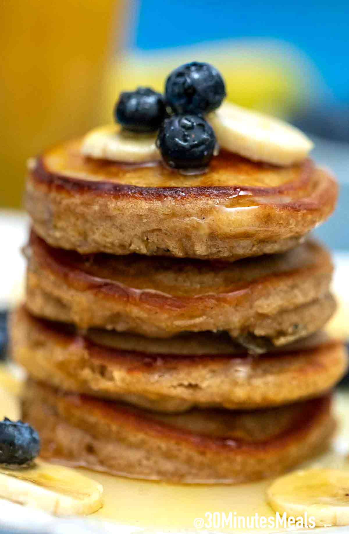 Easy Oatmeal Pancakes Recipe