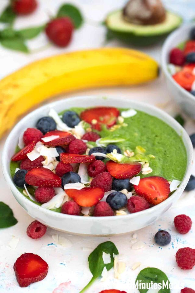green smoothie bowl with berries