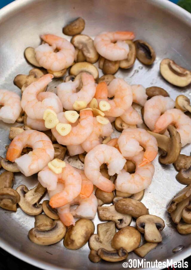 shrimp with garlic and mushrooms