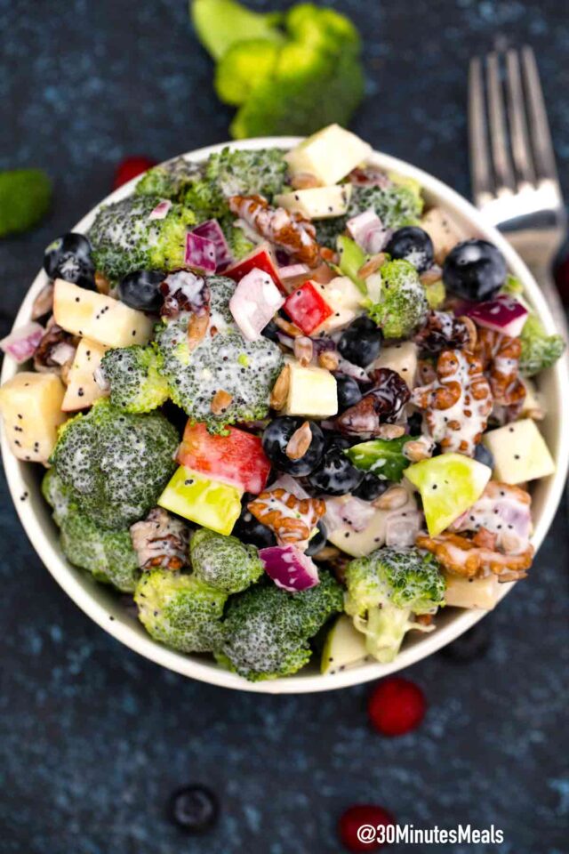 easy broccoli blueberry salad