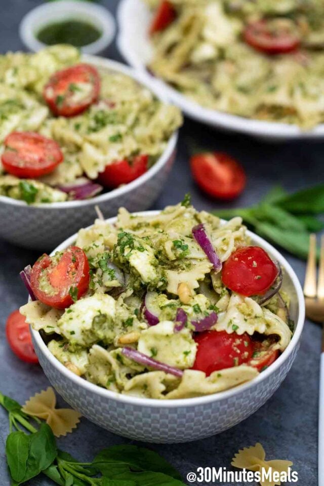 caprese pasta salad with pesto