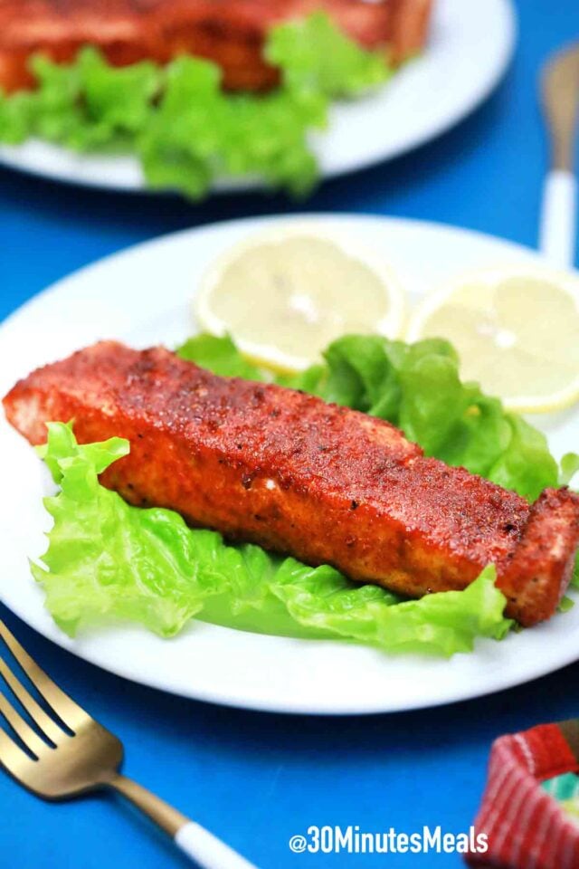 air fryer salmon lettuce