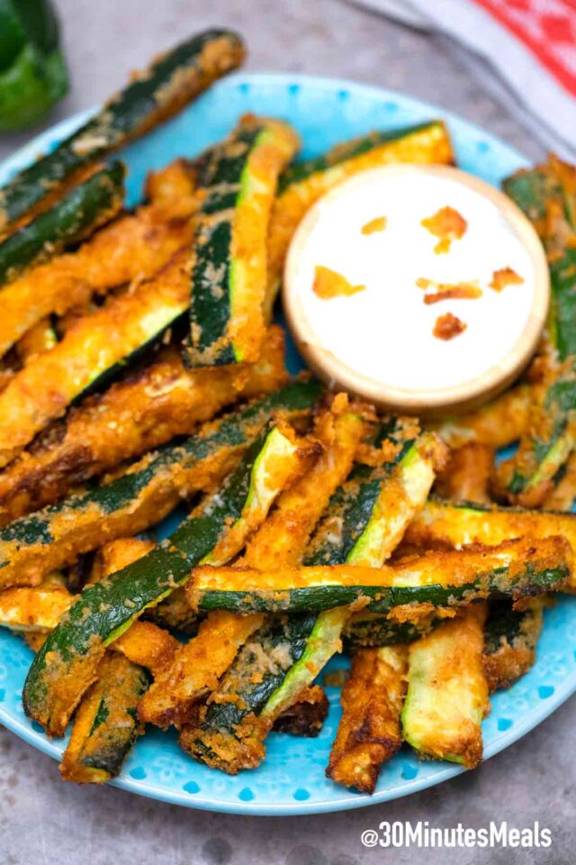 homemade easy air fryer zucchini fries