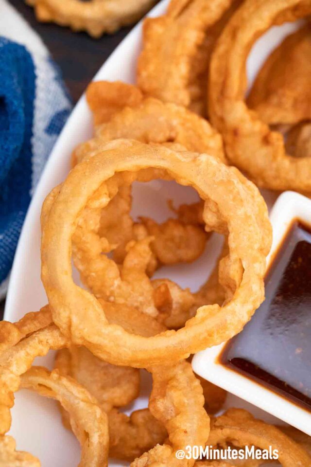 beer battered onion rings with bbq sauce