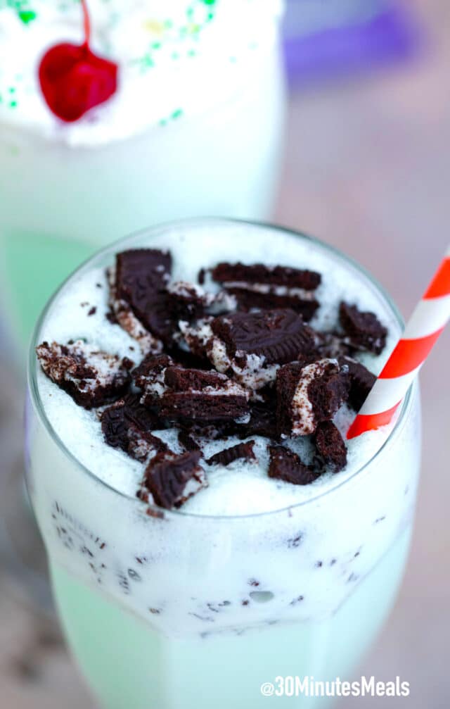 easy oreo shamrock shake copycat