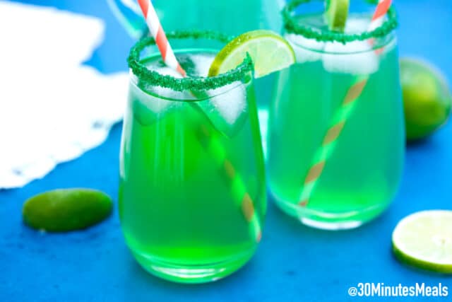 easy shamrock sour cocktail