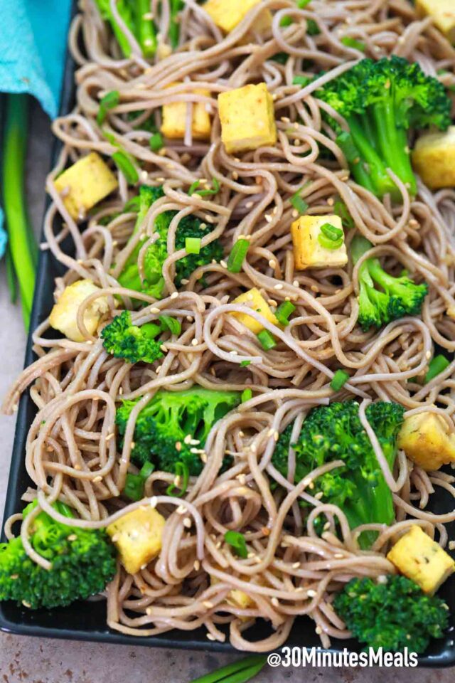 easy sesame noodles with tofu and broccoli