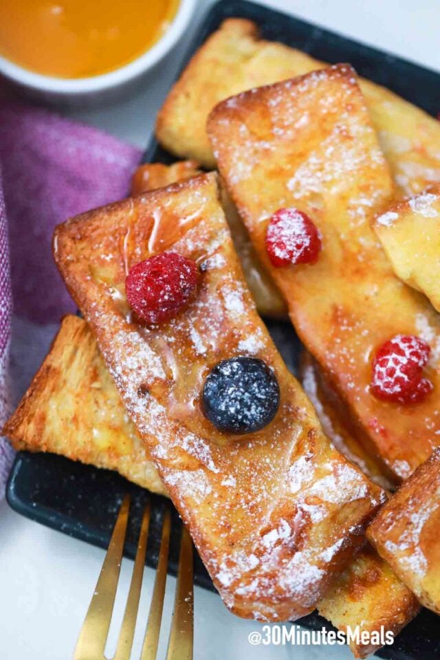 easy crispy air fryer french toast sticks