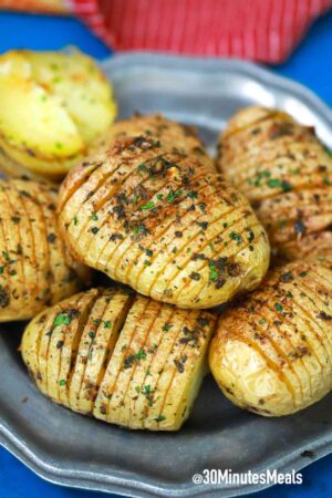 Air Fryer Hasselback Potatoes - 30 minutes meals