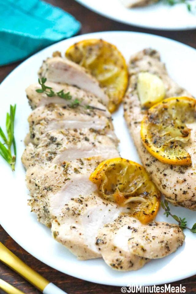 sliced lemon chicken breast