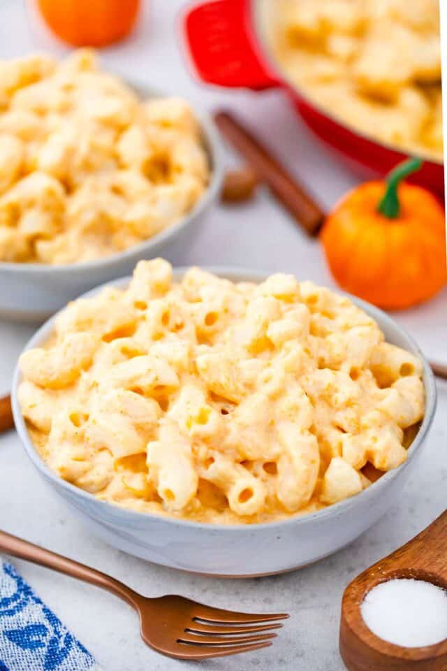bowls of pumpkin mac and cheese