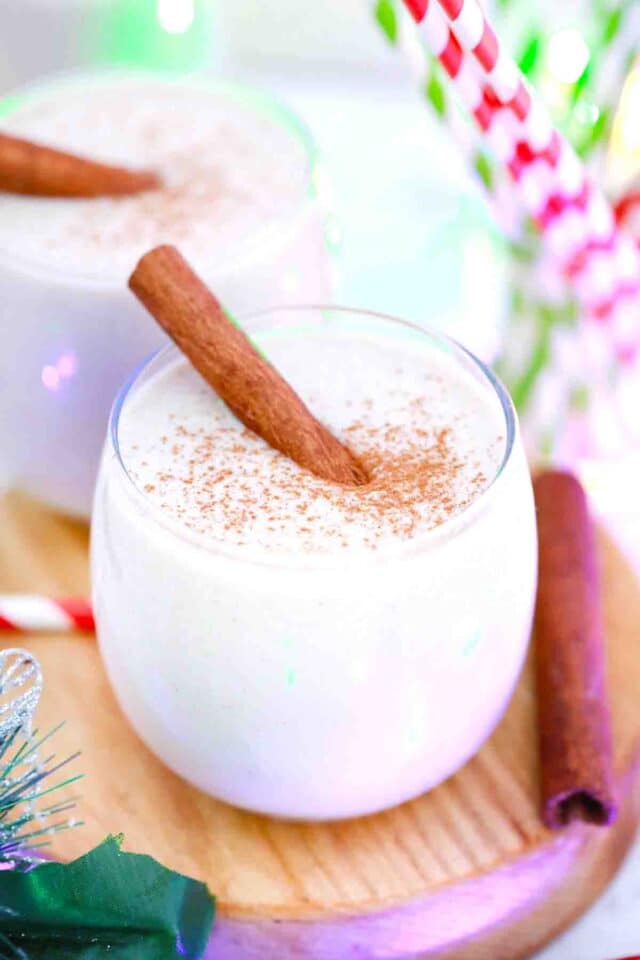 https://30minutesmeals.com/wp-content/uploads/2021/12/homemade-eggnog-recipe-1-640x960.jpg