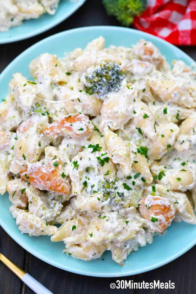 chicken and broccoli pasta on a plate