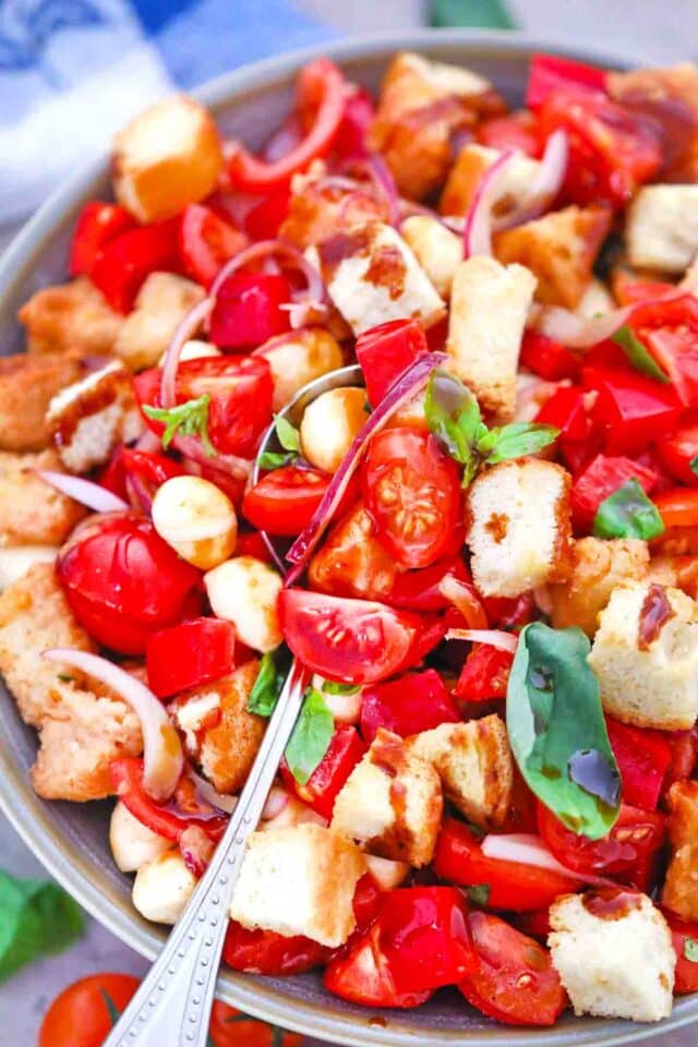 easy classic panzanella salad