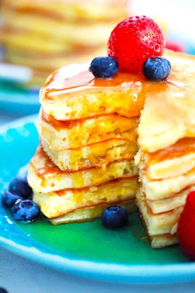 easy fluffy lemon ricotta pancakes