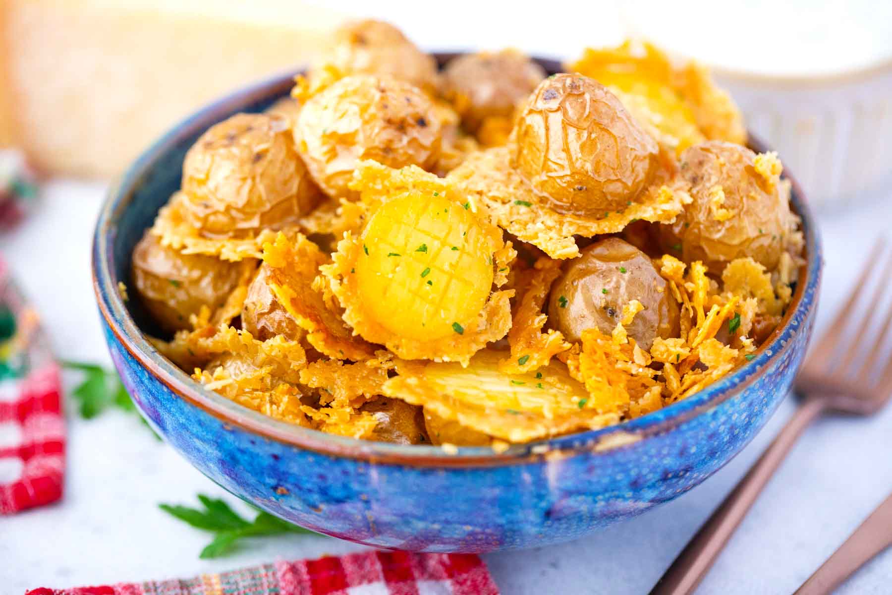 Crispy Parmesan Potatoes Recipe - 30 Minutes Meals