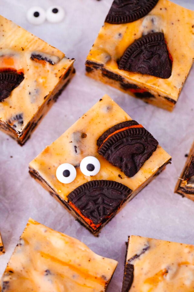 Squares of Halloween Oreo fudge.